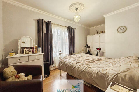 a622926a--4D63-B4...