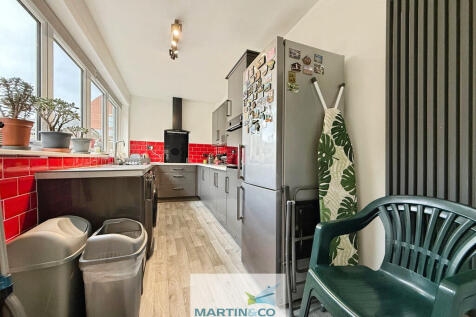 ae1fdebc--44EA-AA...