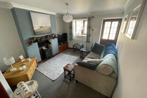 IMG-20220527-WA00...