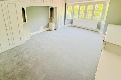 pbox-living_room-268429.jpg