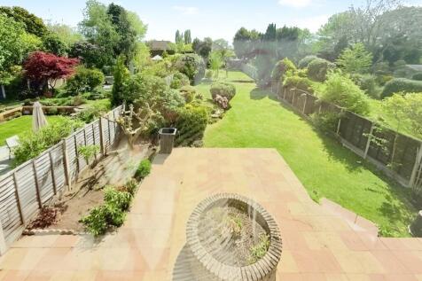 pbox-garden-268429.jpg