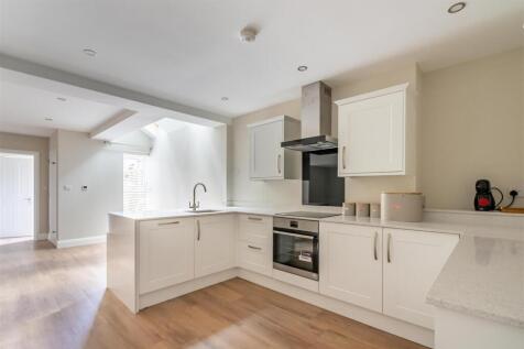 kitchen (2 of 4).jpg