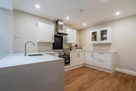 kitchen (4 of 4).jpg