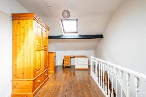flat 4 80 holgate road (8 of 10).jpg