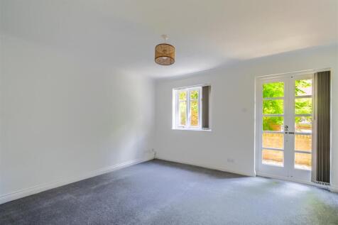 st caths court (2 of 9).jpg