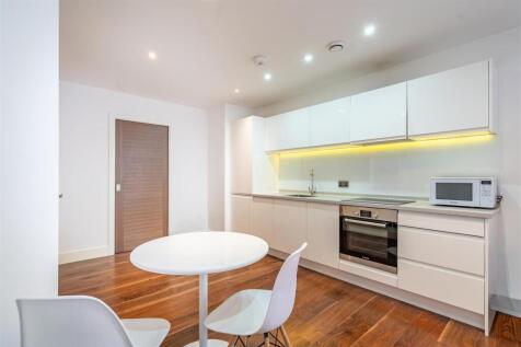 castle chambers 5-7.jpg