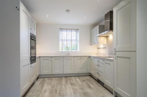 Mount Vale Gardens (6) kitchen.jpg