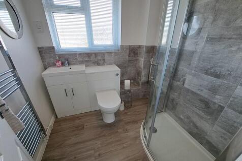 SHOWER ROOM/WC