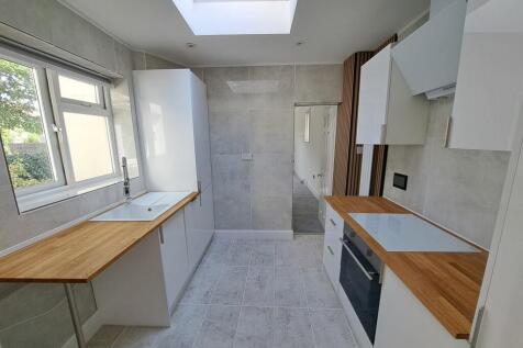 NEW KITCHEN