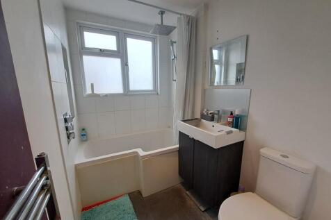 BATHROOM / WC