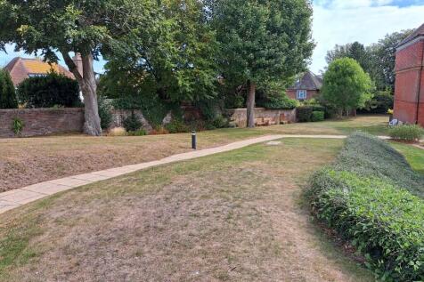 COMMUNAL GARDENS