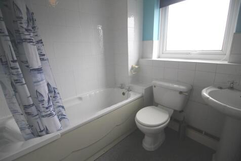 BATHROOM / WC