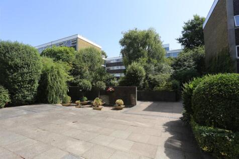 47 Park Gate External (6).JPG