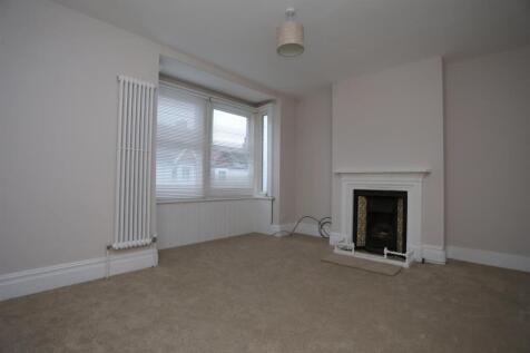 36 Shelley Road Bed 1.JPG