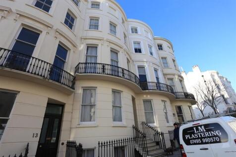 15A Eaton Place External (2).JPG