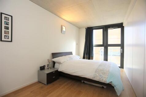 8, 1a Connaught Road Bed 1 (1).JPG
