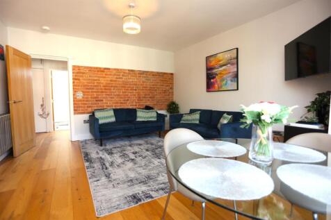 27b Sackville Rd (14).JPG