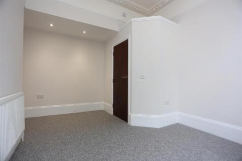 1, 65 Beaconsfield Villas Bedroom (2).JPG