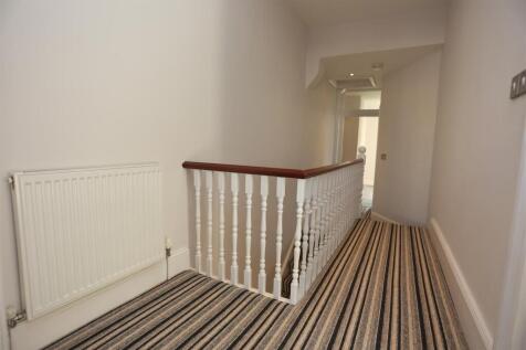87 St Leonards Road Landing.JPG