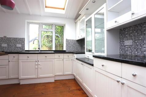 171 Elm Drive (24).JPG