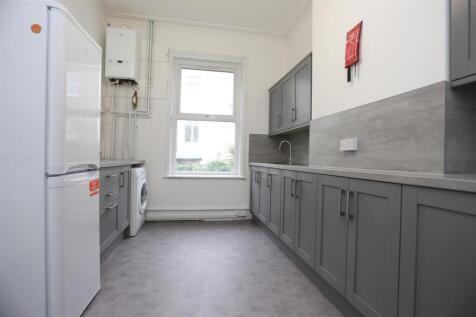 7 Blatchington Road Kitchen (2).JPG