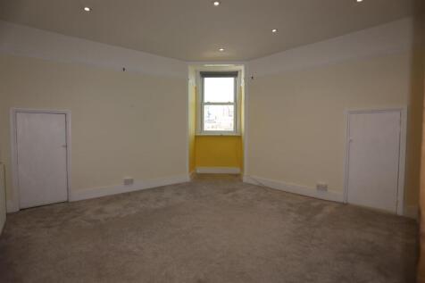 3, 32a Gardner Street (10).JPG