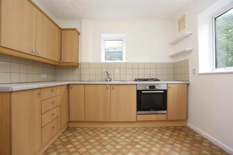 49 Staplefield Drive Kitchen (1).JPG