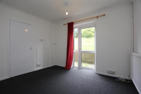49 Staplefield Drive Dining Room (1).JPG
