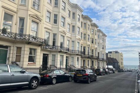 19 HOLLAND ROAD 1.jpg