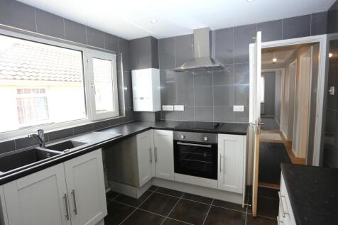 66 Crown Rd kitch.JPG