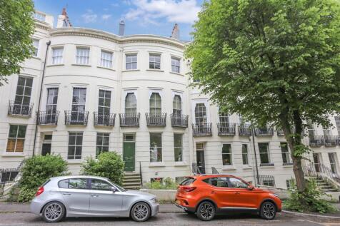 5, 79 Montpelier Rd  ext.jpg