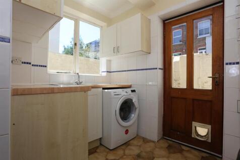 47 Rugby Place Kitchen.JPG