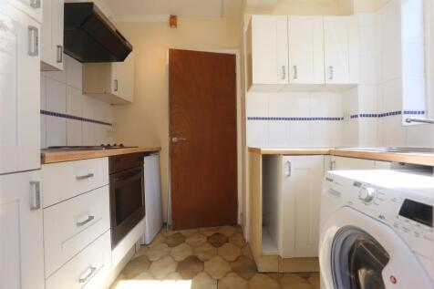 47 Rugby Place new kitch.JPG