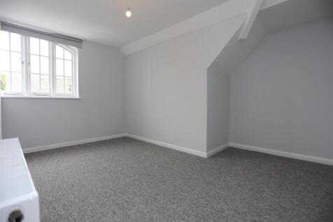 4, 18 Clifton Road  (3).JPG