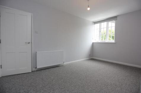 4, 18 Clifton Road  (4).JPG