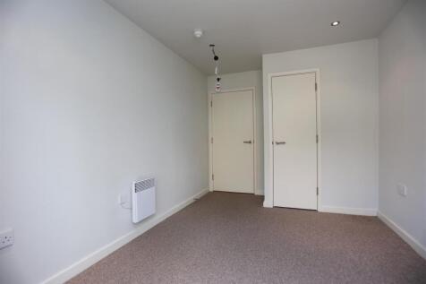 7, 13 Albion Street Bed 2 (1).JPG