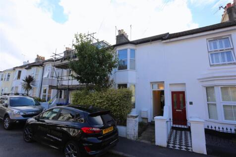74 Victoria Road (1).JPG