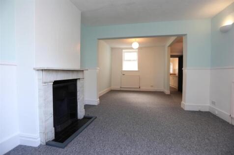 74 Victoria Road (13).JPG