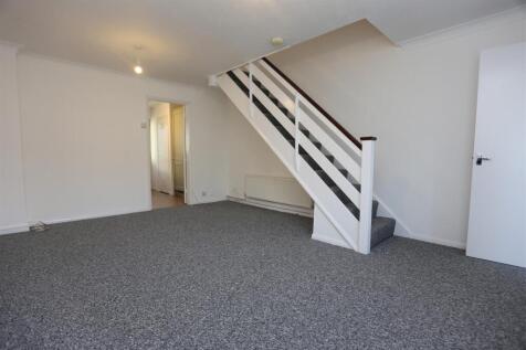 23 Juniper Close lounge.JPG