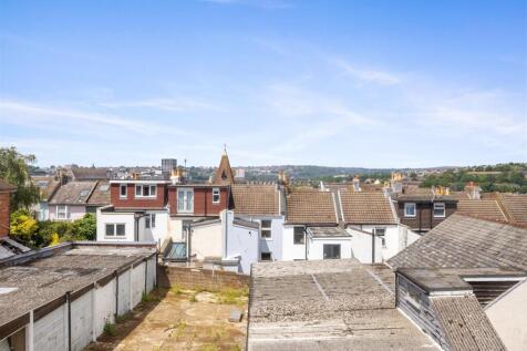 Ewart Street_23-005.jpg