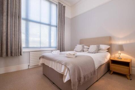 2, 185 Kingsway new 23.3.jpg