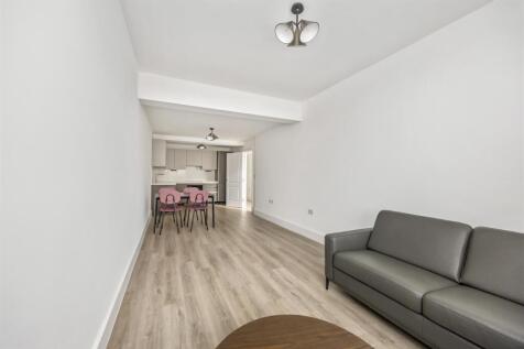 Old Shoreham Road 136-140, Gemini House 22-008.JPG