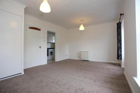 12, 4 Stanford Avenue Unfurnished Kitchen Room (1)
