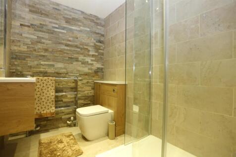 9b Bedford Towers (19).JPG