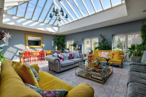 The Lodge-114.jpg