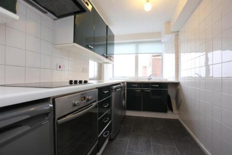 60 Ashdown Kitchen (2).JPG