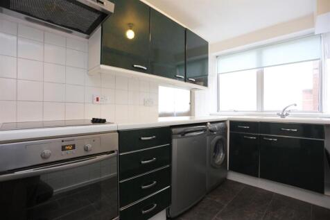 60 Ashdown Kitchen (1).JPG