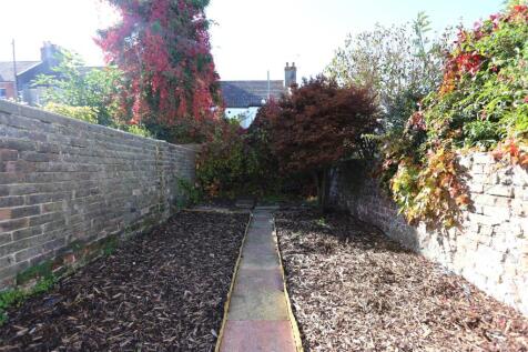 GFF, 19, Sandown Road (17).JPG