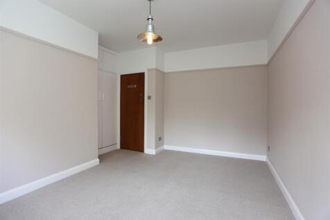 15 Park Court (7).JPG