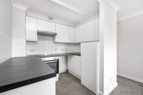 Castle Street, 40, flat 8-007.JPG